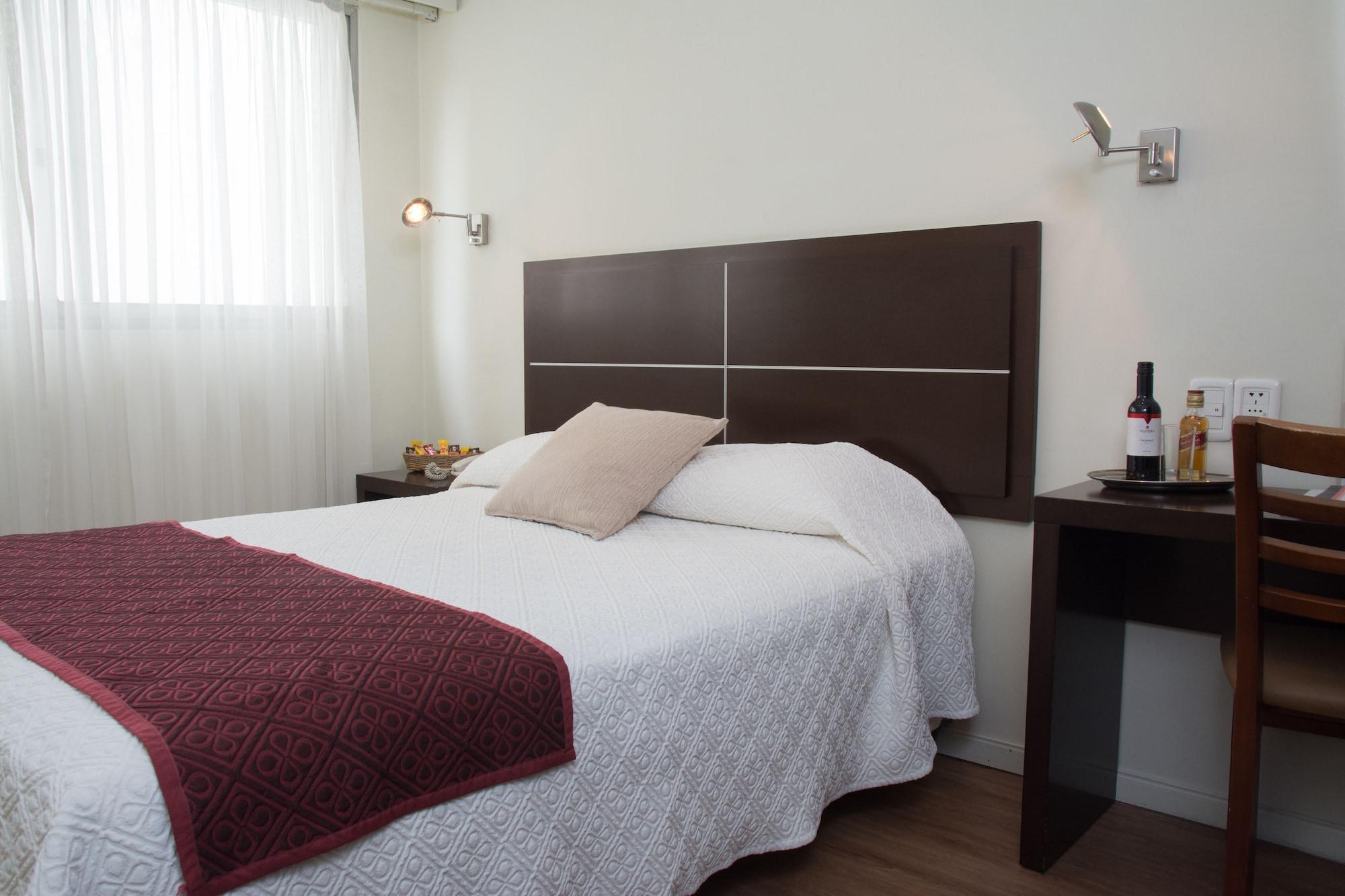 Hotel Europa モンテビデオ エクステリア 写真