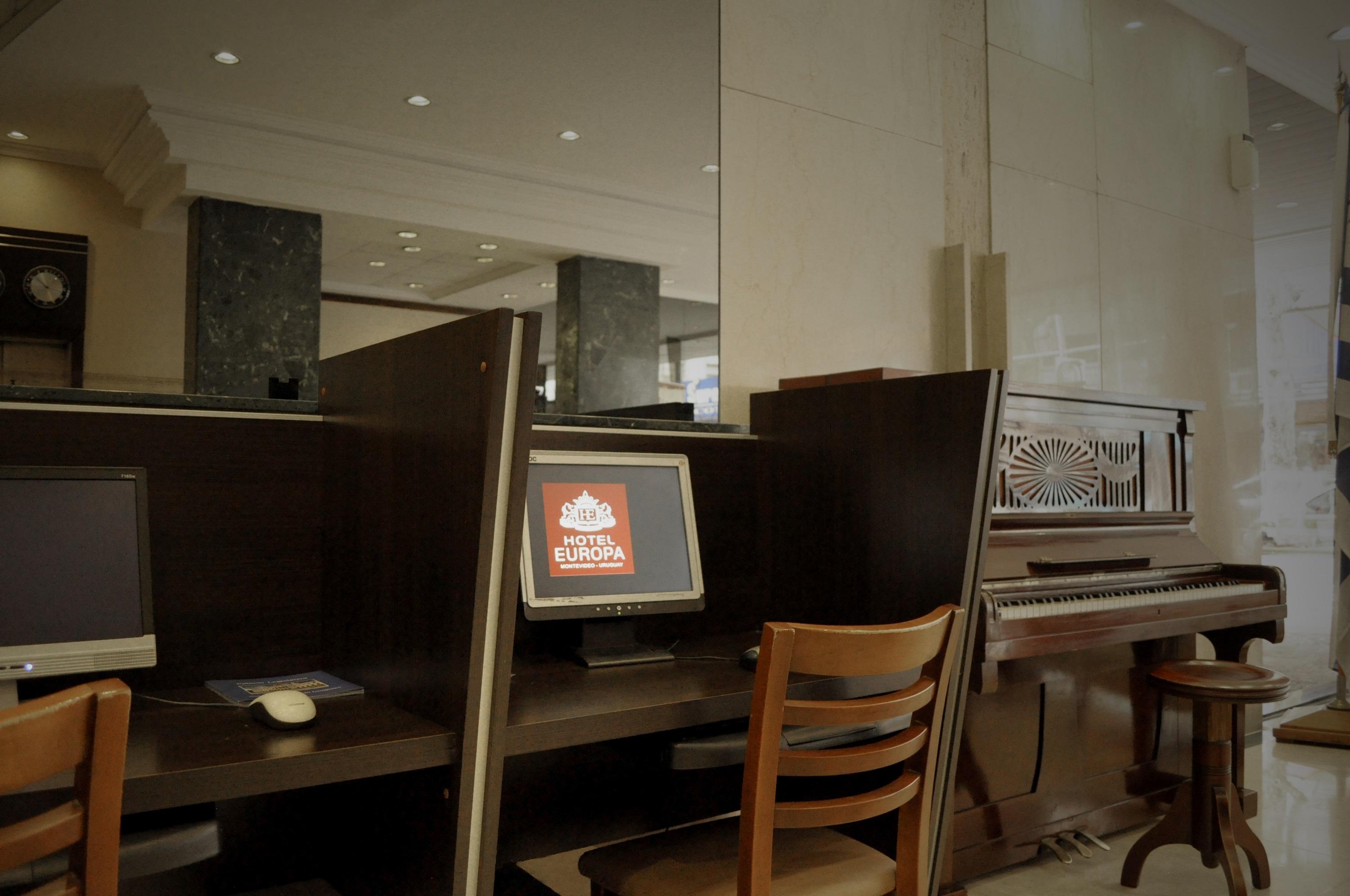 Hotel Europa モンテビデオ エクステリア 写真