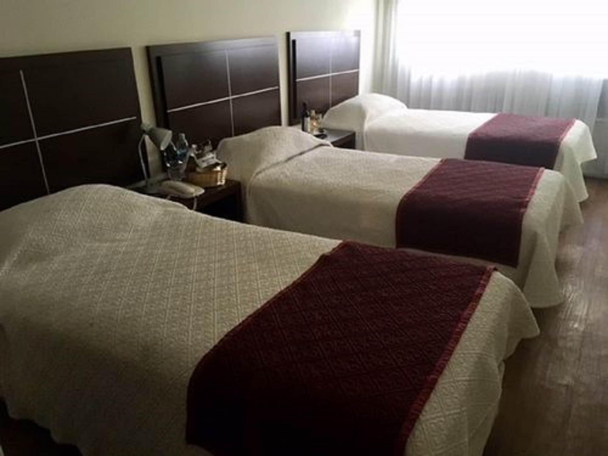Hotel Europa モンテビデオ エクステリア 写真